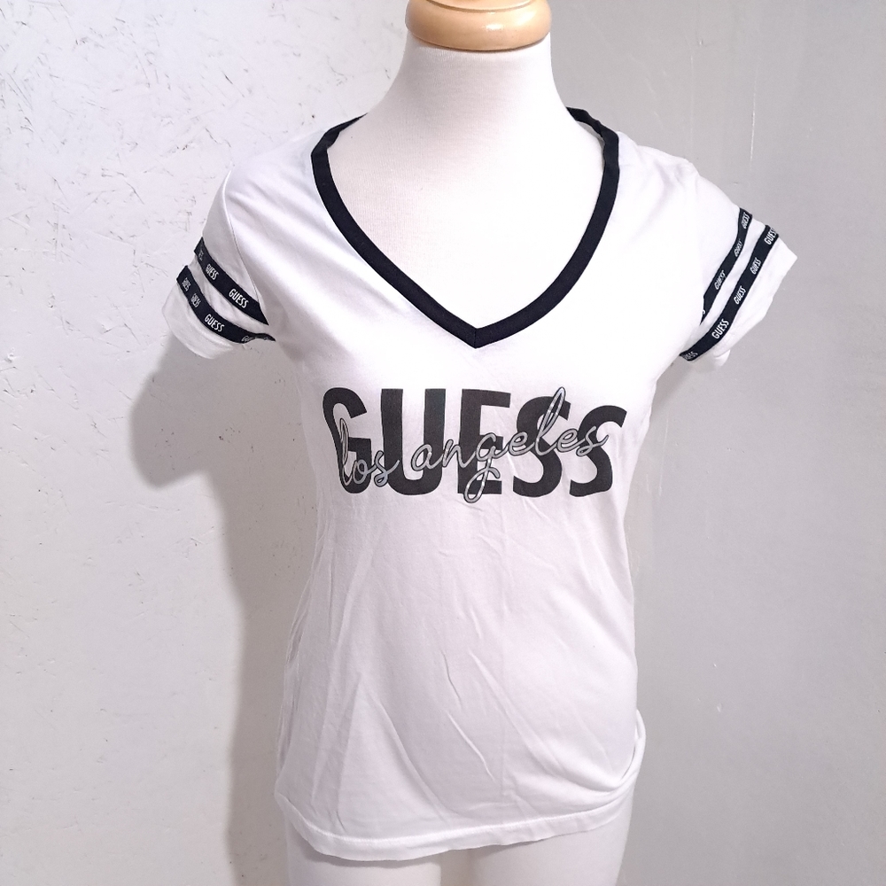 🔴3/$15 GUESS | Black and white v neck women's graphic t shirt *1 small hole*